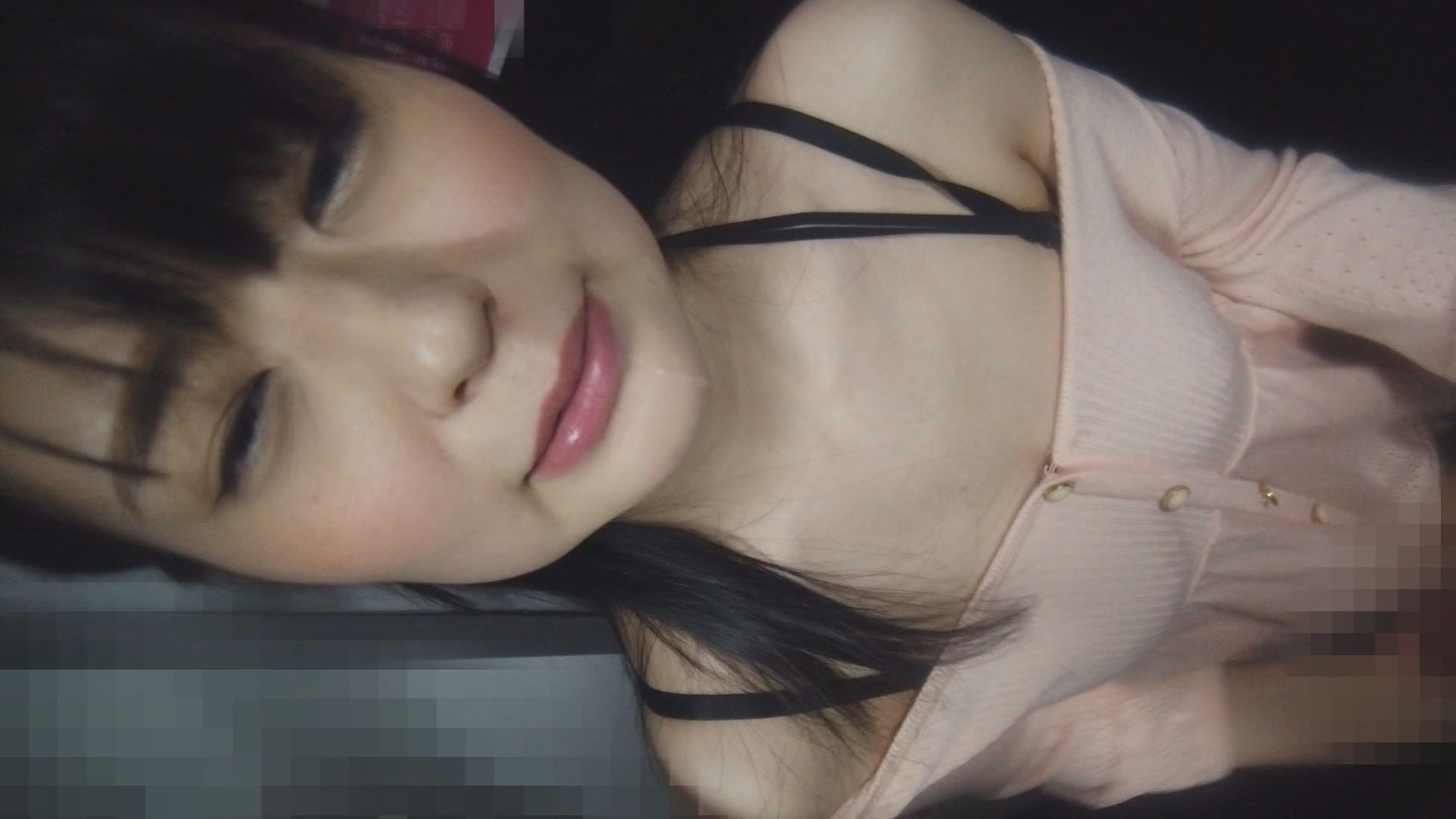NUBI-063 痴かん願望あり ちかんサイトで出会ったドM女性と電車チカン - 画像 (3)